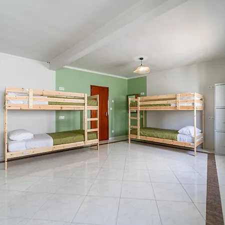 Sandy Bottoms Hostel Albufeira