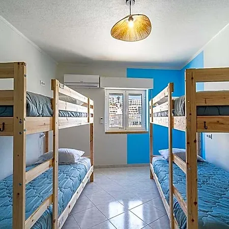 Sandy Bottoms Hostel *