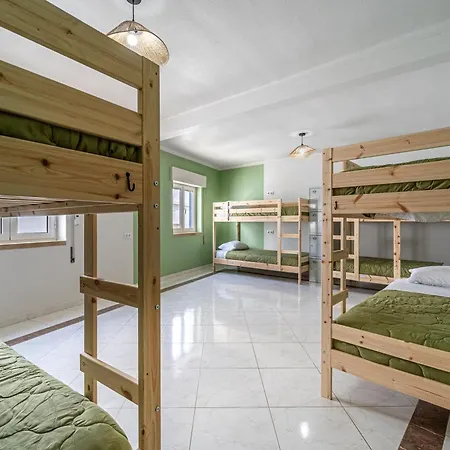 Sandy Bottoms Hostel *