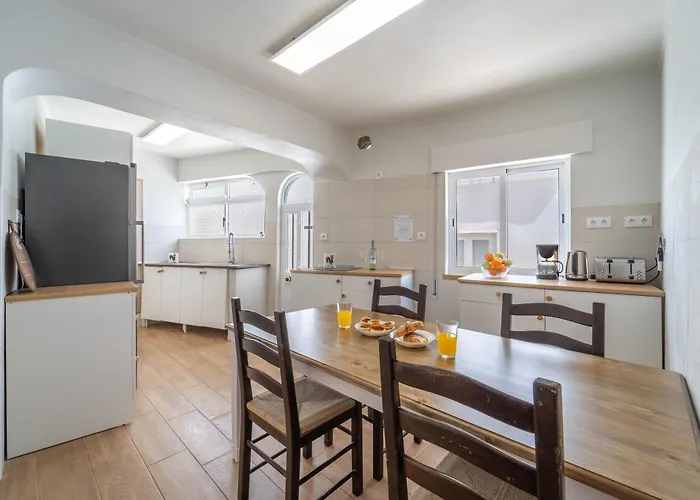 Sandy Bottoms Hostal