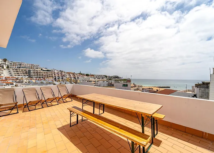 Sandy Bottoms Hostal Albufeira